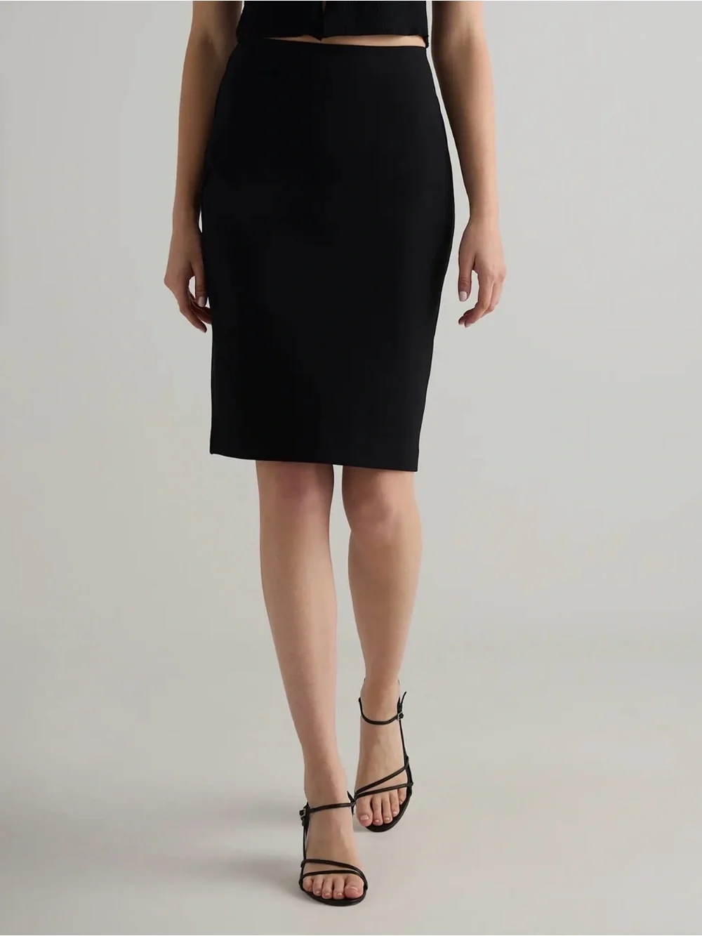 Quince Black Pencil Skirt - Sleek Office Staple